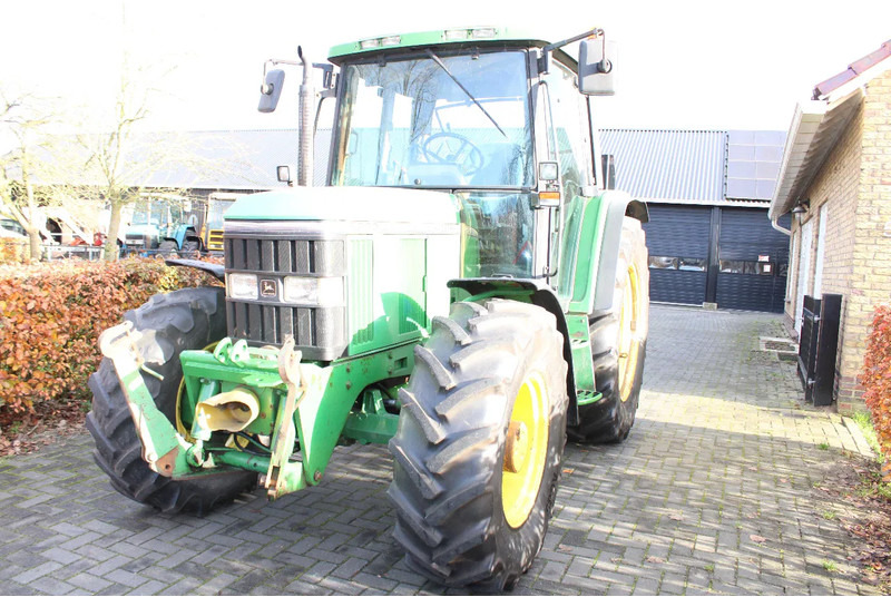 John Deere 6200 - Traktor: slika John Deere 6200 - Traktor John Deere 6200 - Traktor: slika John Deere 6200 - Traktor