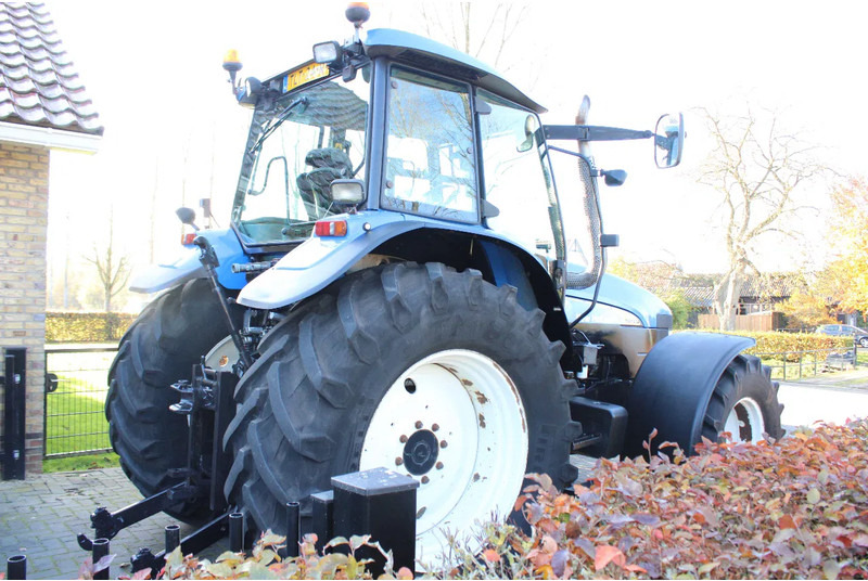 New Holland TM 140 - Traktor: slika New Holland TM 140 - Traktor New Holland TM 140 - Traktor: slika New Holland TM 140 - Traktor