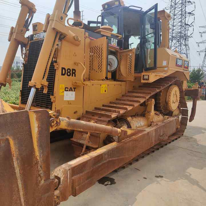 100% Original Paint Used Caterpillar D8R Bulldozer CAT D8R Crawler Dozer with Superior Performance and Power for Sale - Buldožer: slika 100% Original Paint Used Caterpillar D8R Bulldozer CAT D8R Crawler Dozer with Superior Performance and Power for Sale - Buldožer 100% Original Paint Used Caterpillar D8R Bulldozer CAT D8R Crawler Dozer with Superior Performance and Power for Sale - Buldožer: slika 100% Original Paint Used Caterpillar D8R Bulldozer CAT D8R Crawler Dozer with Superior Performance and Power for Sale - Buldožer