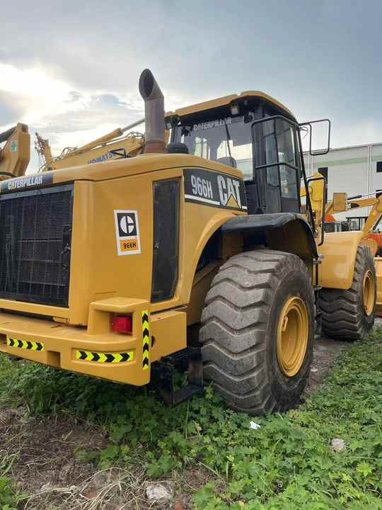 Affordable Used Caterpillar 966H Front-End Loader - Low Hours, Ready-to-Ship Globally - Utovarivač na kotačima: slika Affordable Used Caterpillar 966H Front-End Loader - Low Hours, Ready-to-Ship Globally - Utovarivač na kotačima Affordable Used Caterpillar 966H Front-End Loader - Low Hours, Ready-to-Ship Globally - Utovarivač na kotačima: slika Affordable Used Caterpillar 966H Front-End Loader - Low Hours, Ready-to-Ship Globally - Utovarivač na kotačima