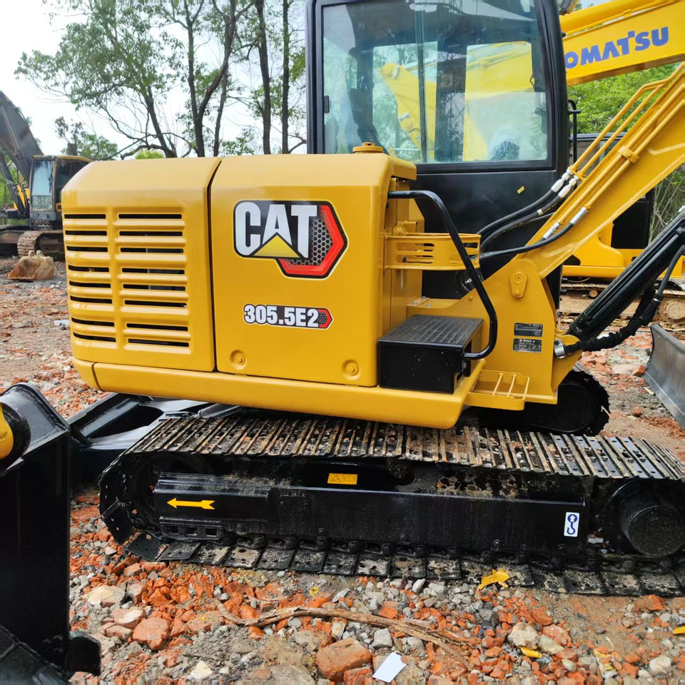 CATERPILLAR 303.5e - Mini bager: slika CATERPILLAR 303.5e - Mini bager CATERPILLAR 303.5e - Mini bager: slika CATERPILLAR 303.5e - Mini bager