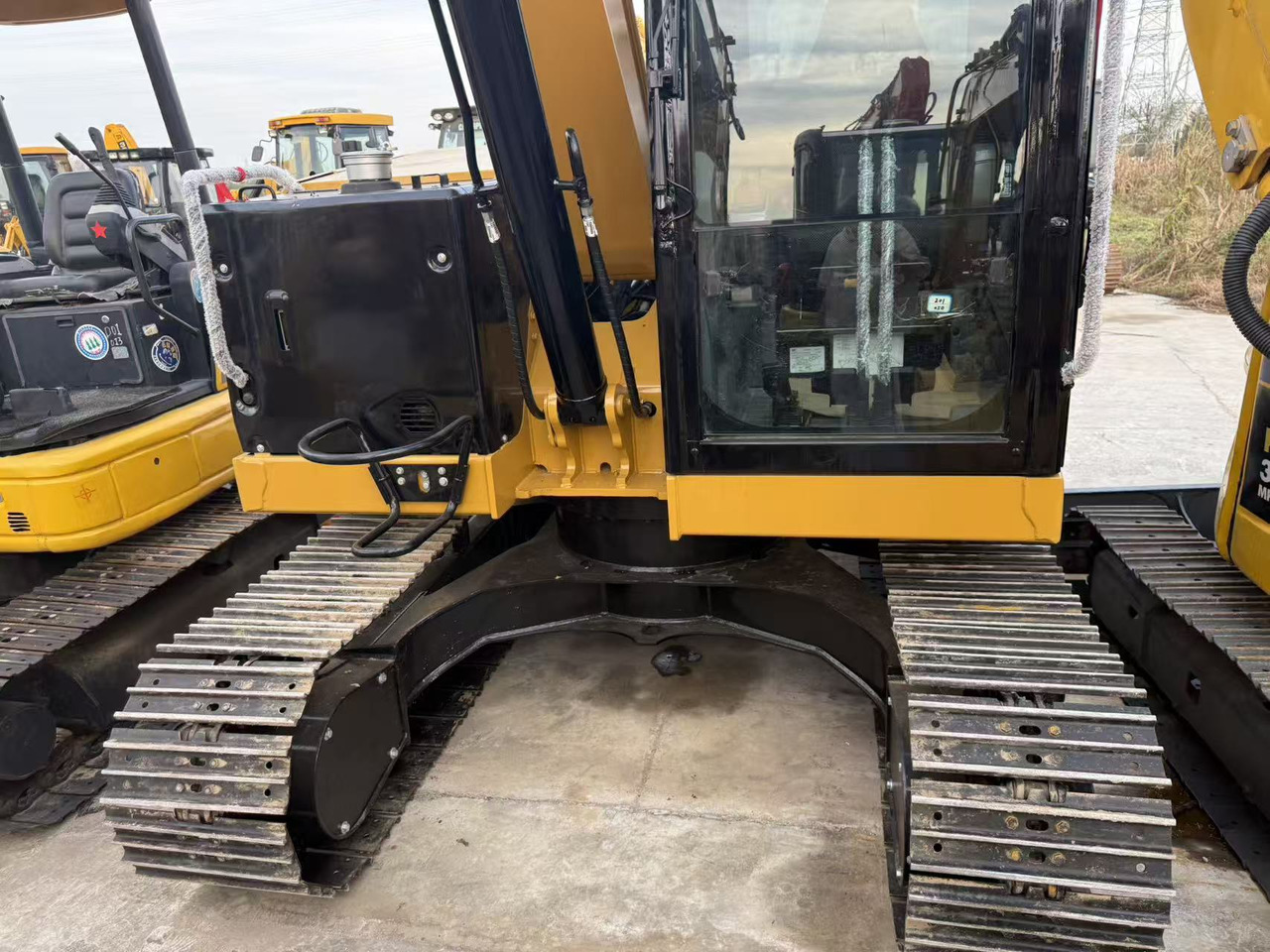 Mini bager CATERPILLAR Used Cat 307 .5e2 excavator, construction machinery excavator, used Cat 307 excavator at a cheap price.: slika Mini bager CATERPILLAR Used Cat 307 .5e2 excavator, construction machinery excavator, used Cat 307 excavator at a cheap price. Mini bager CATERPILLAR Used Cat 307 .5e2 excavator, construction machinery excavator, used Cat 307 excavator at a cheap price.: slika Mini bager CATERPILLAR Used Cat 307 .5e2 excavator, construction machinery excavator, used Cat 307 excavator at a cheap price.