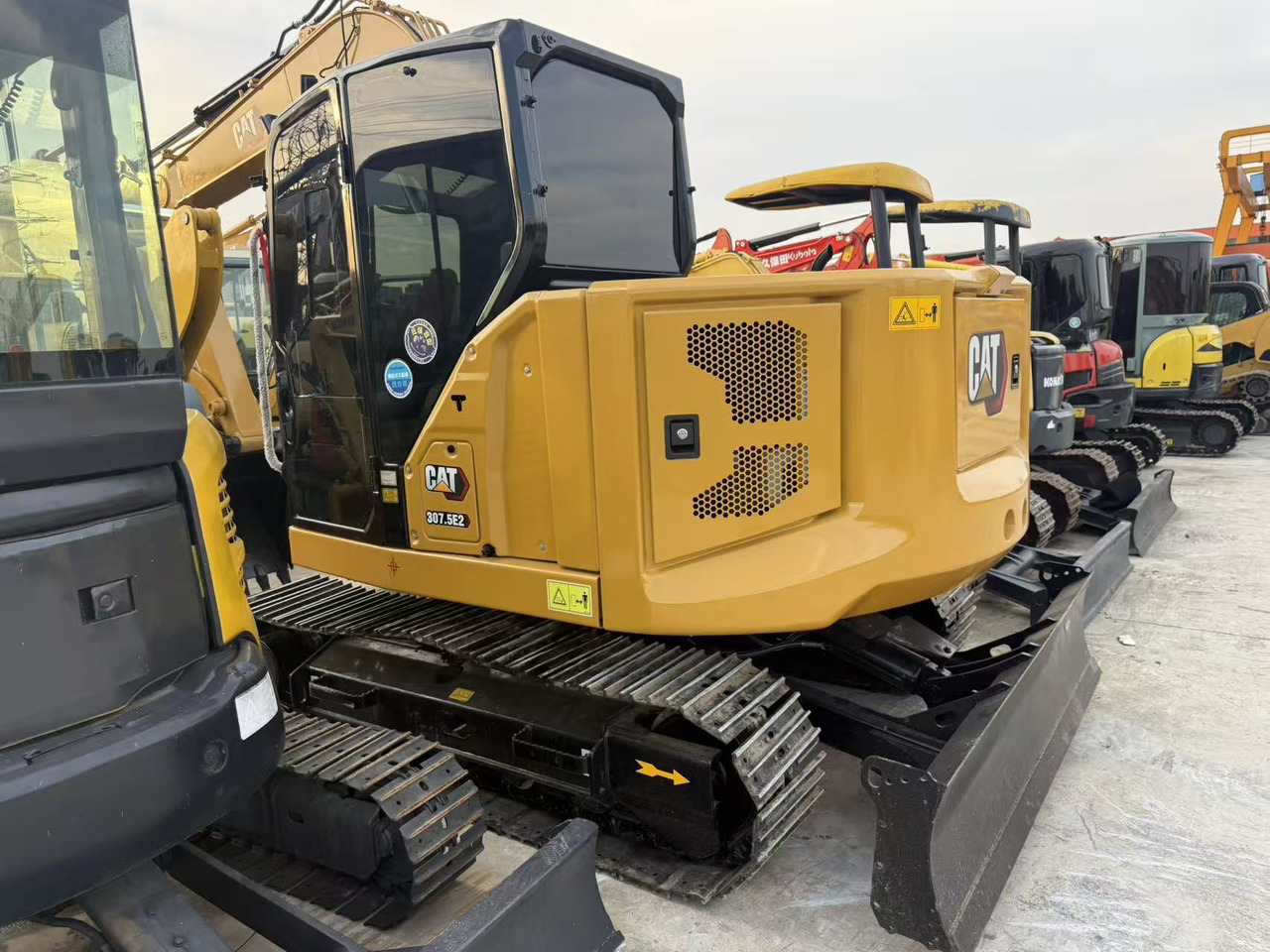 Mini bager CATERPILLAR Used Cat 307 .5e2 excavator, construction machinery excavator, used Cat 307 excavator at a cheap price.: slika Mini bager CATERPILLAR Used Cat 307 .5e2 excavator, construction machinery excavator, used Cat 307 excavator at a cheap price. Mini bager CATERPILLAR Used Cat 307 .5e2 excavator, construction machinery excavator, used Cat 307 excavator at a cheap price.: slika Mini bager CATERPILLAR Used Cat 307 .5e2 excavator, construction machinery excavator, used Cat 307 excavator at a cheap price.