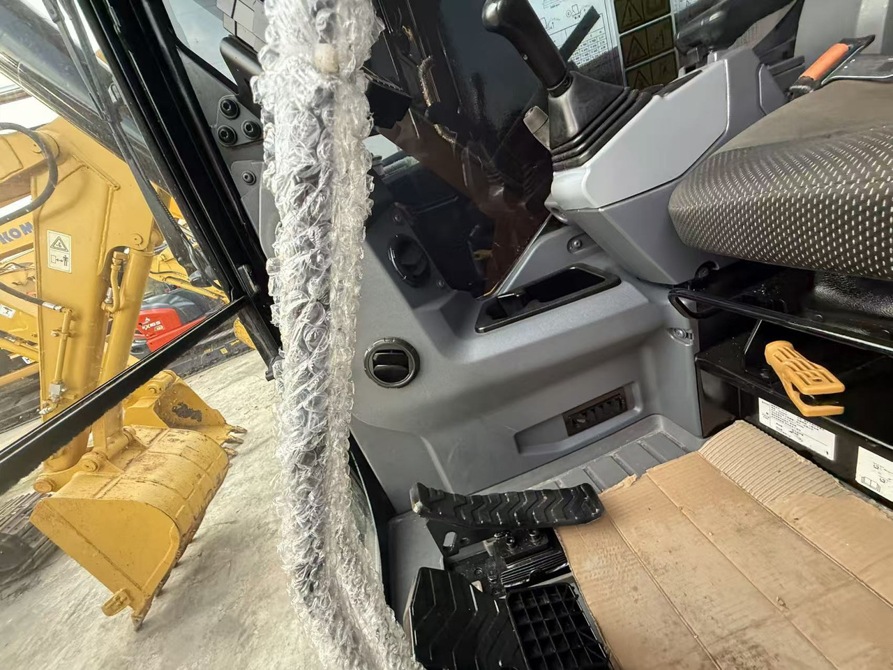 Mini bager CATERPILLAR Used Cat 307 .5e2 excavator, construction machinery excavator, used Cat 307 excavator at a cheap price.: slika Mini bager CATERPILLAR Used Cat 307 .5e2 excavator, construction machinery excavator, used Cat 307 excavator at a cheap price. Mini bager CATERPILLAR Used Cat 307 .5e2 excavator, construction machinery excavator, used Cat 307 excavator at a cheap price.: slika Mini bager CATERPILLAR Used Cat 307 .5e2 excavator, construction machinery excavator, used Cat 307 excavator at a cheap price.