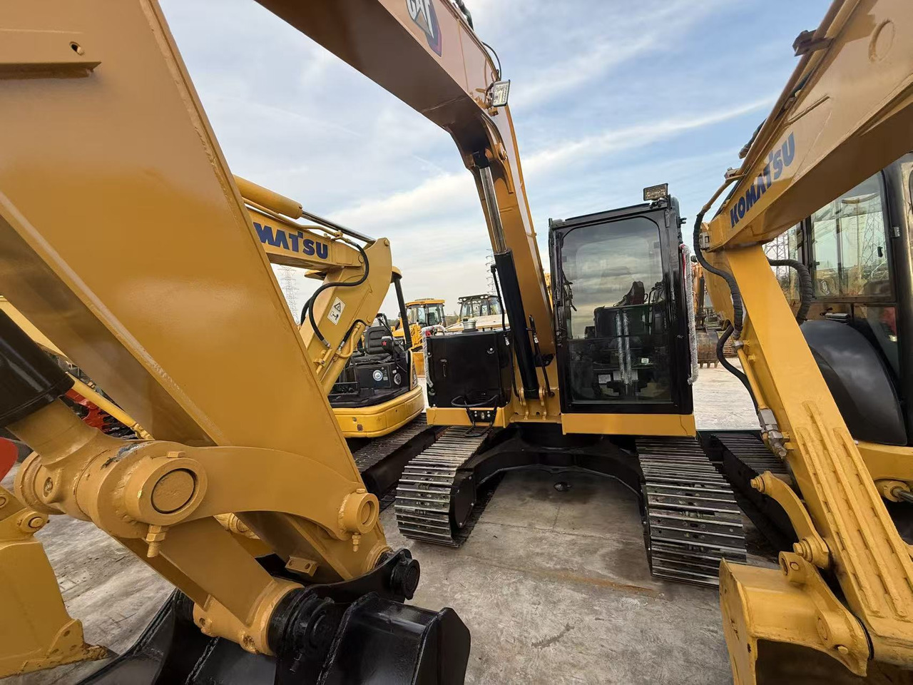 Mini bager CATERPILLAR Used Cat 307 .5e2 excavator, construction machinery excavator, used Cat 307 excavator at a cheap price.: slika Mini bager CATERPILLAR Used Cat 307 .5e2 excavator, construction machinery excavator, used Cat 307 excavator at a cheap price. Mini bager CATERPILLAR Used Cat 307 .5e2 excavator, construction machinery excavator, used Cat 307 excavator at a cheap price.: slika Mini bager CATERPILLAR Used Cat 307 .5e2 excavator, construction machinery excavator, used Cat 307 excavator at a cheap price.