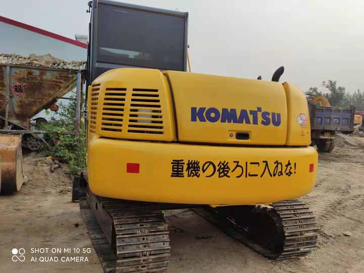 Cheap Used Komatsu PC70 Crawler Excavator with High Efficiency Used Heavy Machinery Komatsu P70 Digger Cheap for Sale - Bager gusjeničar: slika Cheap Used Komatsu PC70 Crawler Excavator with High Efficiency Used Heavy Machinery Komatsu P70 Digger Cheap for Sale - Bager gusjeničar Cheap Used Komatsu PC70 Crawler Excavator with High Efficiency Used Heavy Machinery Komatsu P70 Digger Cheap for Sale - Bager gusjeničar: slika Cheap Used Komatsu PC70 Crawler Excavator with High Efficiency Used Heavy Machinery Komatsu P70 Digger Cheap for Sale - Bager gusjeničar