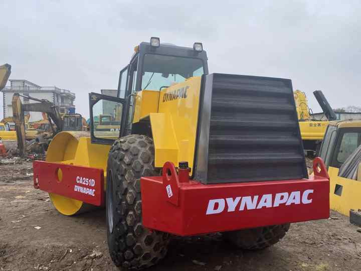 Dynapac Used CA251D Roller Cheap Price on Sale Used DYNAPAC CA30D/CA25D Road Roller Dynapac - Kompaktor: slika Dynapac Used CA251D Roller Cheap Price on Sale Used DYNAPAC CA30D/CA25D Road Roller Dynapac - Kompaktor Dynapac Used CA251D Roller Cheap Price on Sale Used DYNAPAC CA30D/CA25D Road Roller Dynapac - Kompaktor: slika Dynapac Used CA251D Roller Cheap Price on Sale Used DYNAPAC CA30D/CA25D Road Roller Dynapac - Kompaktor