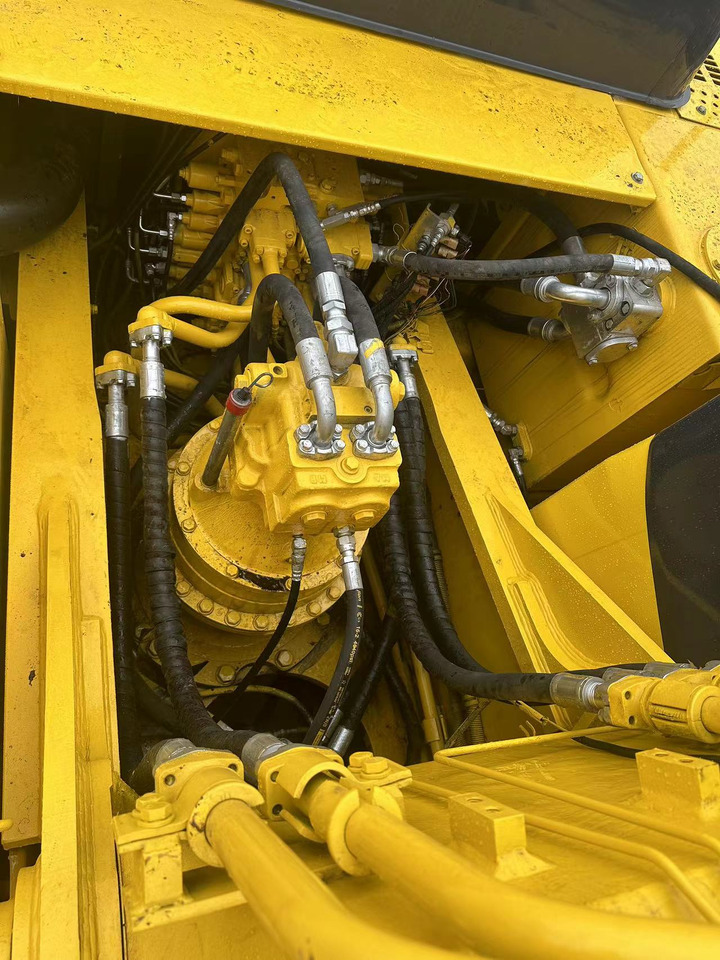 Bager Komatsu pc450: slika Bager Komatsu pc450