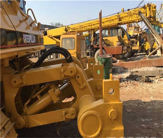Low Price Cat D6m Original Made Dozer , Used Bulldozer Cat D6 D6m D6h D6g D6k , Original Bulldozer - Buldožer: slika Low Price Cat D6m Original Made Dozer , Used Bulldozer Cat D6 D6m D6h D6g D6k , Original Bulldozer - Buldožer Low Price Cat D6m Original Made Dozer , Used Bulldozer Cat D6 D6m D6h D6g D6k , Original Bulldozer - Buldožer: slika Low Price Cat D6m Original Made Dozer , Used Bulldozer Cat D6 D6m D6h D6g D6k , Original Bulldozer - Buldožer