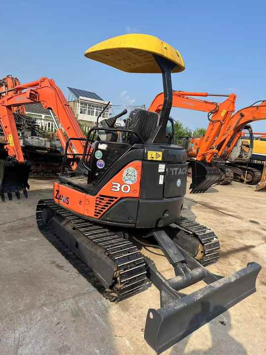 Bager Mini 3-Ton Excavator used  Hitachi ZX30 excavator with Excellent Performance and Low Price for sale! [ Copy ] [ Copy ]: slika Bager Mini 3-Ton Excavator used  Hitachi ZX30 excavator with Excellent Performance and Low Price for sale! [ Copy ] [ Copy ]