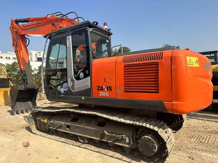 Original Japan Hitachi ZX200-3 Excavator Hitachi Excavator in Low Price for Hot Sale - Bager gusjeničar: slika Original Japan Hitachi ZX200-3 Excavator Hitachi Excavator in Low Price for Hot Sale - Bager gusjeničar Original Japan Hitachi ZX200-3 Excavator Hitachi Excavator in Low Price for Hot Sale - Bager gusjeničar: slika Original Japan Hitachi ZX200-3 Excavator Hitachi Excavator in Low Price for Hot Sale - Bager gusjeničar