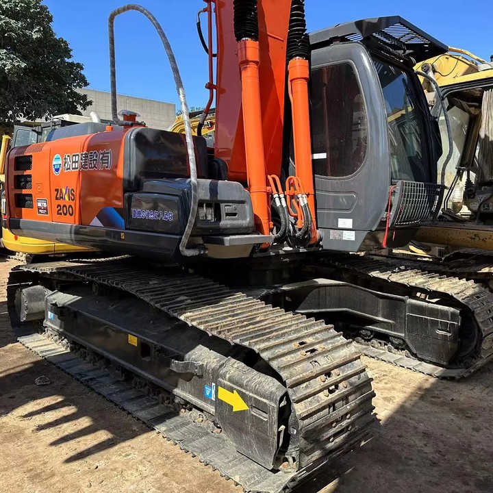 Original Japan Hitachi ZX200-3 Excavator Hitachi Excavator in Low Price for Hot Sale - Bager gusjeničar: slika Original Japan Hitachi ZX200-3 Excavator Hitachi Excavator in Low Price for Hot Sale - Bager gusjeničar Original Japan Hitachi ZX200-3 Excavator Hitachi Excavator in Low Price for Hot Sale - Bager gusjeničar: slika Original Japan Hitachi ZX200-3 Excavator Hitachi Excavator in Low Price for Hot Sale - Bager gusjeničar