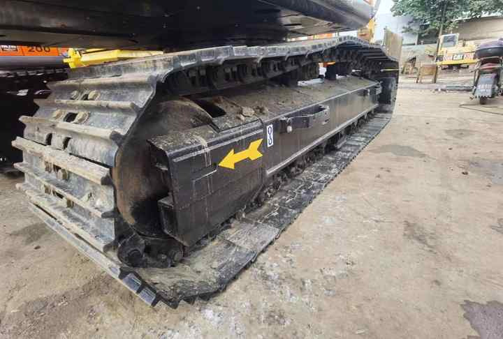 Original Japan Hitachi ZX200-3 Excavator Hitachi Excavator in Low Price for Hot Sale - Bager gusjeničar: slika Original Japan Hitachi ZX200-3 Excavator Hitachi Excavator in Low Price for Hot Sale - Bager gusjeničar Original Japan Hitachi ZX200-3 Excavator Hitachi Excavator in Low Price for Hot Sale - Bager gusjeničar: slika Original Japan Hitachi ZX200-3 Excavator Hitachi Excavator in Low Price for Hot Sale - Bager gusjeničar