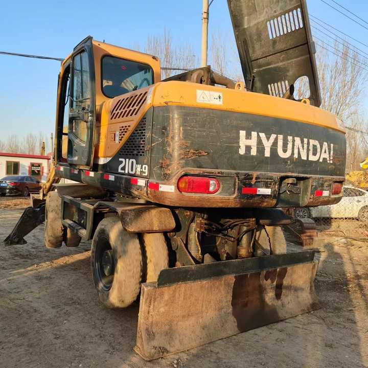 Second Hand Original Korea Brand hyundai 210-9 Wheel Excavator Hot Sale - Bager na kotačima: slika Second Hand Original Korea Brand hyundai 210-9 Wheel Excavator Hot Sale - Bager na kotačima Second Hand Original Korea Brand hyundai 210-9 Wheel Excavator Hot Sale - Bager na kotačima: slika Second Hand Original Korea Brand hyundai 210-9 Wheel Excavator Hot Sale - Bager na kotačima