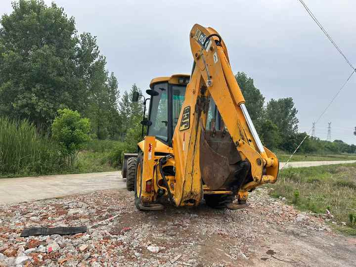 Second Hand Retroexcavadora JCB 3cx Backhoe Loader Multi Functional Original JCB Backhoe Loader 3CX 4CX 4x4 Good Quality Price - Rovokopač-utovarivač: slika Second Hand Retroexcavadora JCB 3cx Backhoe Loader Multi Functional Original JCB Backhoe Loader 3CX 4CX 4x4 Good Quality Price - Rovokopač-utovarivač Second Hand Retroexcavadora JCB 3cx Backhoe Loader Multi Functional Original JCB Backhoe Loader 3CX 4CX 4x4 Good Quality Price - Rovokopač-utovarivač: slika Second Hand Retroexcavadora JCB 3cx Backhoe Loader Multi Functional Original JCB Backhoe Loader 3CX 4CX 4x4 Good Quality Price - Rovokopač-utovarivač