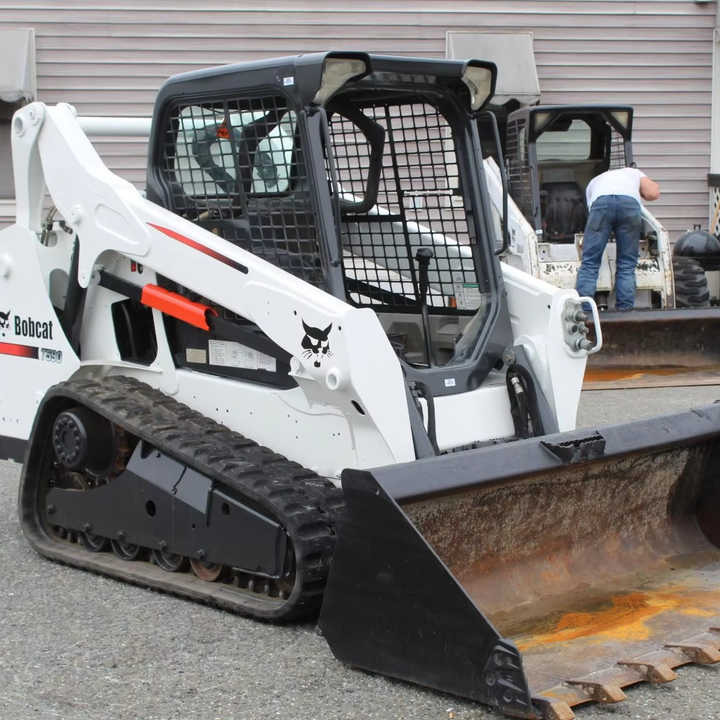 Used Bobcat T590 UsedSkid Steer Loader with Good Condition for Sale S160 S300 S185 S330 - Mini utovarivač: slika Used Bobcat T590 UsedSkid Steer Loader with Good Condition for Sale S160 S300 S185 S330 - Mini utovarivač Used Bobcat T590 UsedSkid Steer Loader with Good Condition for Sale S160 S300 S185 S330 - Mini utovarivač: slika Used Bobcat T590 UsedSkid Steer Loader with Good Condition for Sale S160 S300 S185 S330 - Mini utovarivač