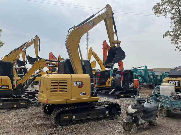 Used Caterpillar 307 Excavator-Second-Hand with Proven Performance - Bager: slika Used Caterpillar 307 Excavator-Second-Hand with Proven Performance - Bager Used Caterpillar 307 Excavator-Second-Hand with Proven Performance - Bager: slika Used Caterpillar 307 Excavator-Second-Hand with Proven Performance - Bager