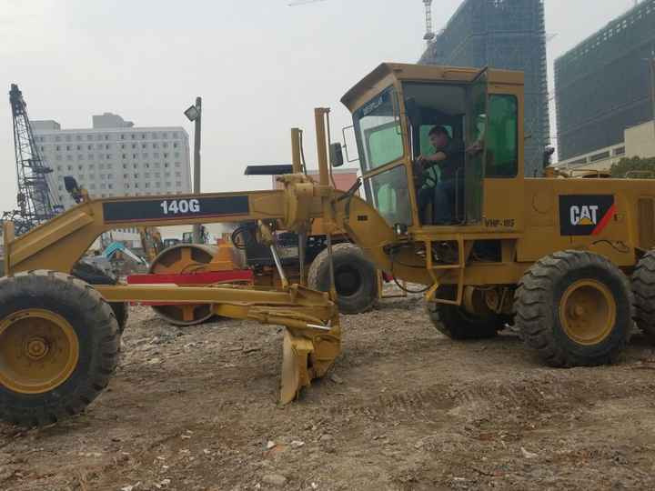 Used Caterpillar CAT 140G Land Road Motor Grader CAT140G CAT Used Grader Cheap Price - Grejder: slika Used Caterpillar CAT 140G Land Road Motor Grader CAT140G CAT Used Grader Cheap Price - Grejder Used Caterpillar CAT 140G Land Road Motor Grader CAT140G CAT Used Grader Cheap Price - Grejder: slika Used Caterpillar CAT 140G Land Road Motor Grader CAT140G CAT Used Grader Cheap Price - Grejder