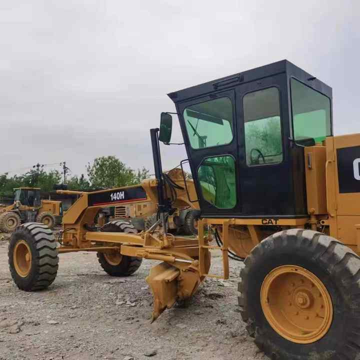 Used Caterpillar CAT 140H Land Road Motor Grader CAT140 CAT140H Used Grader Cheap Price for Sale - Grejder: slika Used Caterpillar CAT 140H Land Road Motor Grader CAT140 CAT140H Used Grader Cheap Price for Sale - Grejder Used Caterpillar CAT 140H Land Road Motor Grader CAT140 CAT140H Used Grader Cheap Price for Sale - Grejder: slika Used Caterpillar CAT 140H Land Road Motor Grader CAT140 CAT140H Used Grader Cheap Price for Sale - Grejder