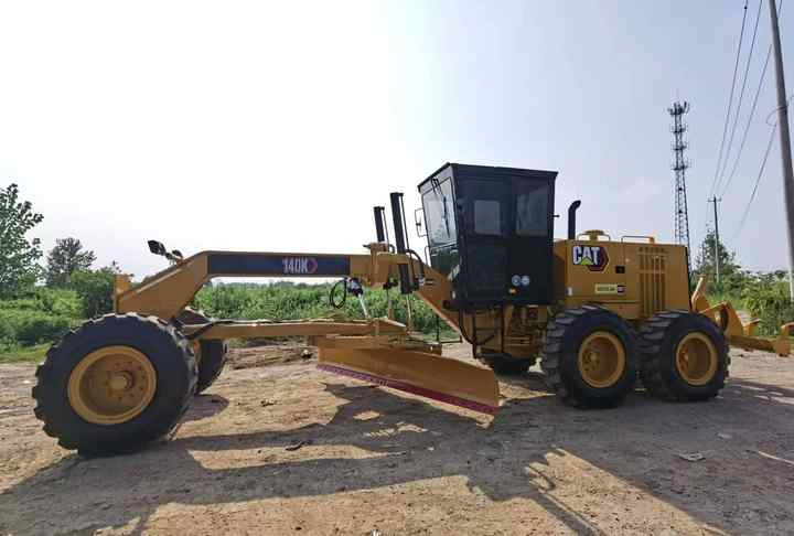 Used Caterpillar CAT 140k Land Road Motor Grader CAT140k Used Grader Cheap Price for Sale - Grejder: slika Used Caterpillar CAT 140k Land Road Motor Grader CAT140k Used Grader Cheap Price for Sale - Grejder Used Caterpillar CAT 140k Land Road Motor Grader CAT140k Used Grader Cheap Price for Sale - Grejder: slika Used Caterpillar CAT 140k Land Road Motor Grader CAT140k Used Grader Cheap Price for Sale - Grejder