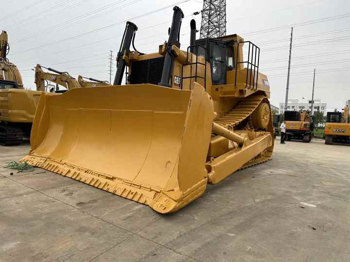 Used Caterpillar D10R Large Crawler Bulldozer Superior Performance Running Working Condition CAT D10R Bulldozer Hot Sale - Buldožer: slika Used Caterpillar D10R Large Crawler Bulldozer Superior Performance Running Working Condition CAT D10R Bulldozer Hot Sale - Buldožer Used Caterpillar D10R Large Crawler Bulldozer Superior Performance Running Working Condition CAT D10R Bulldozer Hot Sale - Buldožer: slika Used Caterpillar D10R Large Crawler Bulldozer Superior Performance Running Working Condition CAT D10R Bulldozer Hot Sale - Buldožer
