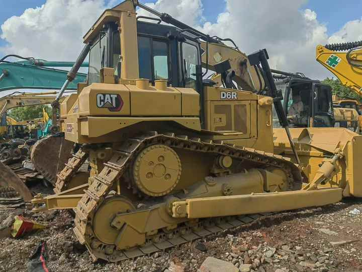 Used Caterpillar D6R Boutique Bulldozer in Running Working Condition Hot Sale Good Condition USD D6R D8R D9R D10R in Stock - Buldožer: slika Used Caterpillar D6R Boutique Bulldozer in Running Working Condition Hot Sale Good Condition USD D6R D8R D9R D10R in Stock - Buldožer Used Caterpillar D6R Boutique Bulldozer in Running Working Condition Hot Sale Good Condition USD D6R D8R D9R D10R in Stock - Buldožer: slika Used Caterpillar D6R Boutique Bulldozer in Running Working Condition Hot Sale Good Condition USD D6R D8R D9R D10R in Stock - Buldožer