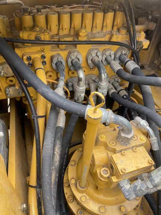 Used Digger CAT 320 Construction Machinery Construction Digger Used CAT 320 Cheap Excavator - Bager gusjeničar: slika Used Digger CAT 320 Construction Machinery Construction Digger Used CAT 320 Cheap Excavator - Bager gusjeničar Used Digger CAT 320 Construction Machinery Construction Digger Used CAT 320 Cheap Excavator - Bager gusjeničar: slika Used Digger CAT 320 Construction Machinery Construction Digger Used CAT 320 Cheap Excavator - Bager gusjeničar