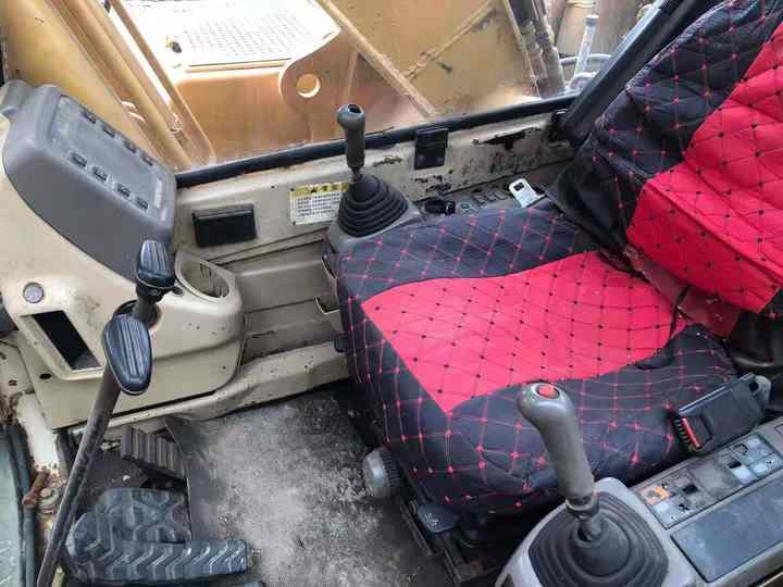 Used Digger CAT 320BL Construction Machinery Construction Digger Used CAT 320BL Cheap Excavator - Bager gusjeničar: slika Used Digger CAT 320BL Construction Machinery Construction Digger Used CAT 320BL Cheap Excavator - Bager gusjeničar Used Digger CAT 320BL Construction Machinery Construction Digger Used CAT 320BL Cheap Excavator - Bager gusjeničar: slika Used Digger CAT 320BL Construction Machinery Construction Digger Used CAT 320BL Cheap Excavator - Bager gusjeničar