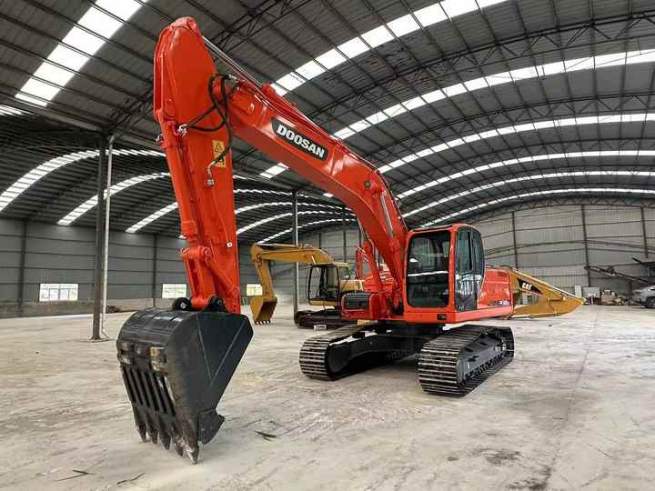 Used Digger Doosan DX225LC-9T Construction Machinery Construction Digger Used Doosan DX225LC-9T Cheap Excavator - Bager gusjeničar: slika Used Digger Doosan DX225LC-9T Construction Machinery Construction Digger Used Doosan DX225LC-9T Cheap Excavator - Bager gusjeničar Used Digger Doosan DX225LC-9T Construction Machinery Construction Digger Used Doosan DX225LC-9T Cheap Excavator - Bager gusjeničar: slika Used Digger Doosan DX225LC-9T Construction Machinery Construction Digger Used Doosan DX225LC-9T Cheap Excavator - Bager gusjeničar