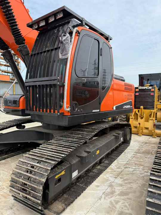 Used Digger Doosan DX225LC-9T Construction Machinery Construction Digger Used Doosan DX225LC-9T Cheap Excavator - Bager gusjeničar: slika Used Digger Doosan DX225LC-9T Construction Machinery Construction Digger Used Doosan DX225LC-9T Cheap Excavator - Bager gusjeničar Used Digger Doosan DX225LC-9T Construction Machinery Construction Digger Used Doosan DX225LC-9T Cheap Excavator - Bager gusjeničar: slika Used Digger Doosan DX225LC-9T Construction Machinery Construction Digger Used Doosan DX225LC-9T Cheap Excavator - Bager gusjeničar