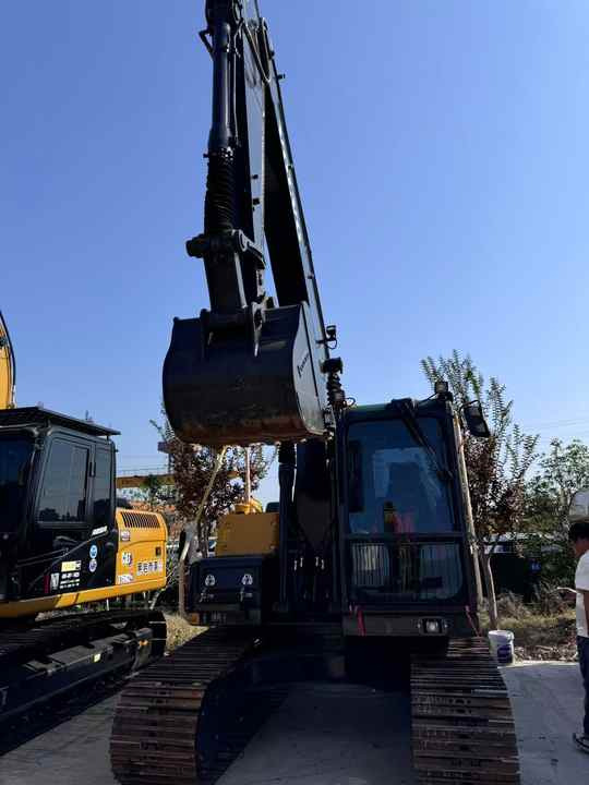 Used Digger VOLVO EC140 Construction Machinery Construction Digger Used VOLVO EC140 Cheap Excavator - Bager gusjeničar: slika Used Digger VOLVO EC140 Construction Machinery Construction Digger Used VOLVO EC140 Cheap Excavator - Bager gusjeničar Used Digger VOLVO EC140 Construction Machinery Construction Digger Used VOLVO EC140 Cheap Excavator - Bager gusjeničar: slika Used Digger VOLVO EC140 Construction Machinery Construction Digger Used VOLVO EC140 Cheap Excavator - Bager gusjeničar