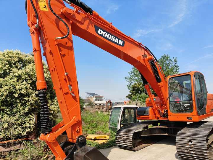 Used Doosan 225LC Excavator | Low Hours | Heavy-Duty Performance | Global Shipping - Bager: slika Used Doosan 225LC Excavator | Low Hours | Heavy-Duty Performance | Global Shipping - Bager Used Doosan 225LC Excavator | Low Hours | Heavy-Duty Performance | Global Shipping - Bager: slika Used Doosan 225LC Excavator | Low Hours | Heavy-Duty Performance | Global Shipping - Bager
