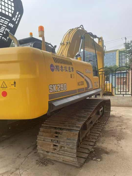 Used Kobelco SK250 Model Excavator Second Hand Machine Popular Brand JAPAN Kobelco Hydraulic Machinery - Bager gusjeničar: slika Used Kobelco SK250 Model Excavator Second Hand Machine Popular Brand JAPAN Kobelco Hydraulic Machinery - Bager gusjeničar Used Kobelco SK250 Model Excavator Second Hand Machine Popular Brand JAPAN Kobelco Hydraulic Machinery - Bager gusjeničar: slika Used Kobelco SK250 Model Excavator Second Hand Machine Popular Brand JAPAN Kobelco Hydraulic Machinery - Bager gusjeničar