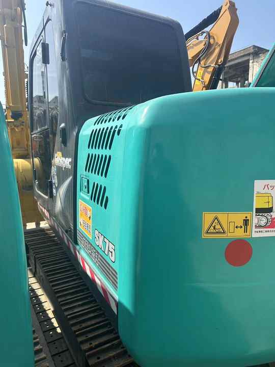 Used Kobelco Sk75-8 Mini Excavator in High Quality for Sale Anhui Zhaomi Construction Machines Trading - Bager: slika Used Kobelco Sk75-8 Mini Excavator in High Quality for Sale Anhui Zhaomi Construction Machines Trading - Bager Used Kobelco Sk75-8 Mini Excavator in High Quality for Sale Anhui Zhaomi Construction Machines Trading - Bager: slika Used Kobelco Sk75-8 Mini Excavator in High Quality for Sale Anhui Zhaomi Construction Machines Trading - Bager