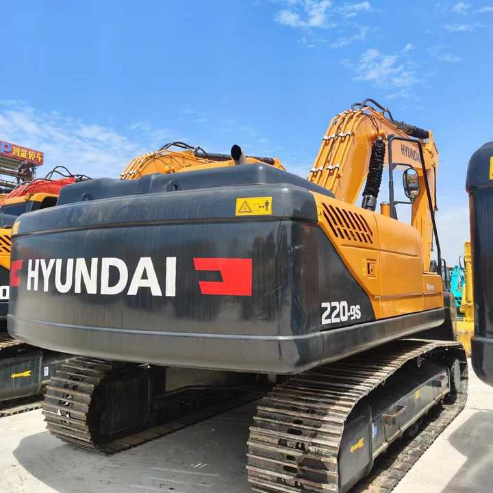 Used hyundai 220-9 Excavator with Good Performance for Sale - Bager: slika Used hyundai 220-9 Excavator with Good Performance for Sale - Bager Used hyundai 220-9 Excavator with Good Performance for Sale - Bager: slika Used hyundai 220-9 Excavator with Good Performance for Sale - Bager