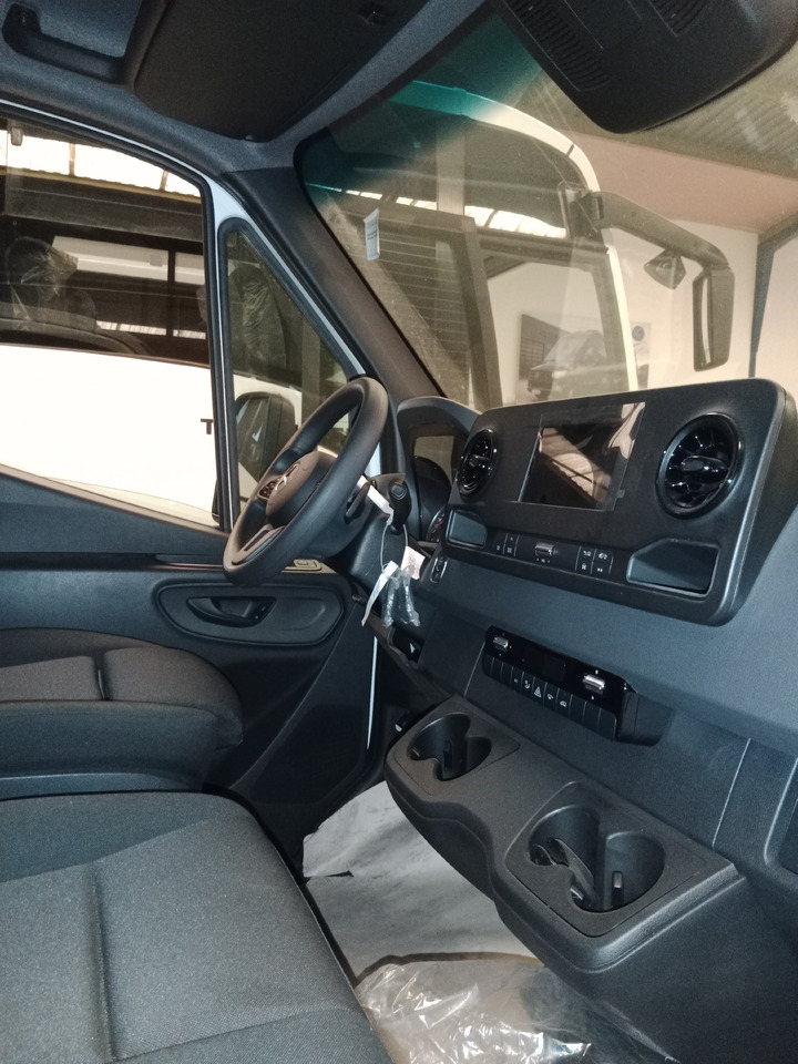 MERCEDES-BENZ SPRINTER 519 - Kamion s otvorenim sandukom: slika MERCEDES-BENZ SPRINTER 519 - Kamion s otvorenim sandukom MERCEDES-BENZ SPRINTER 519 - Kamion s otvorenim sandukom: slika MERCEDES-BENZ SPRINTER 519 - Kamion s otvorenim sandukom