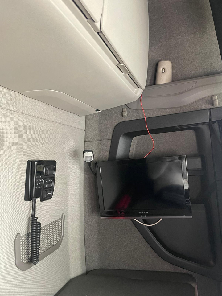 Zakup SCANIA S500 SCANIA S500: slika Zakup SCANIA S500 SCANIA S500