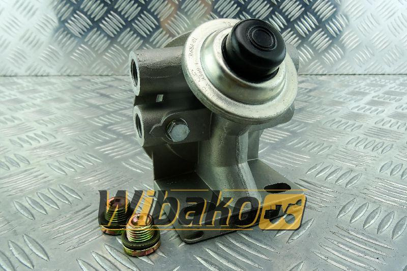 Fuel filter bracket wbk 10046958 - Filter goriva za Građevinski strojevi: slika Fuel filter bracket wbk 10046958 - Filter goriva za Građevinski strojevi Fuel filter bracket wbk 10046958 - Filter goriva za Građevinski strojevi: slika Fuel filter bracket wbk 10046958 - Filter goriva za Građevinski strojevi