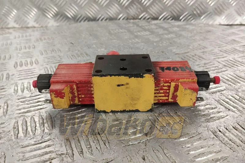 Grove A125J - Hidraulični ventil za Građevinski strojevi: slika Grove A125J - Hidraulični ventil za Građevinski strojevi Grove A125J - Hidraulični ventil za Građevinski strojevi: slika Grove A125J - Hidraulični ventil za Građevinski strojevi