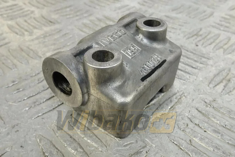 Iveco 4600128 - Alternator za Građevinski strojevi: slika Iveco 4600128 - Alternator za Građevinski strojevi Iveco 4600128 - Alternator za Građevinski strojevi: slika Iveco 4600128 - Alternator za Građevinski strojevi