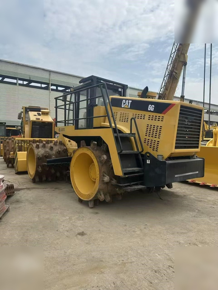 CATERPILLAR 816A - Kompaktor: slika CATERPILLAR 816A - Kompaktor CATERPILLAR 816A - Kompaktor: slika CATERPILLAR 816A - Kompaktor