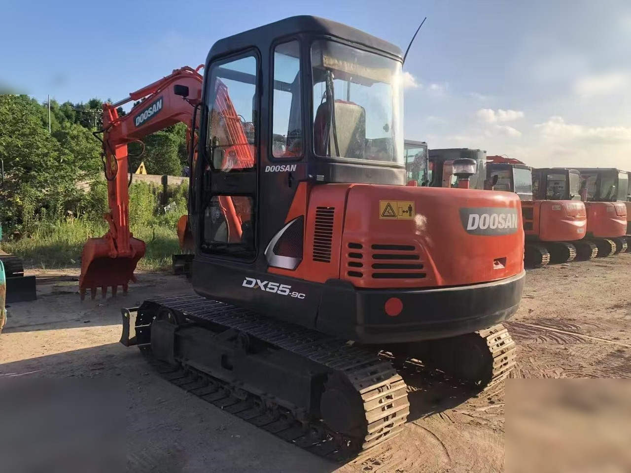 DOOSAN DH55-V - Mini bager: slika DOOSAN DH55-V - Mini bager DOOSAN DH55-V - Mini bager: slika DOOSAN DH55-V - Mini bager