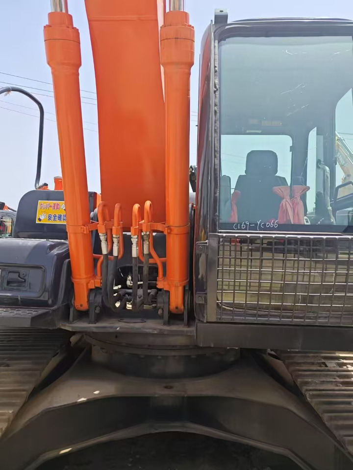 Bager gusjeničar HITACHI ZAXIS 160: slika Bager gusjeničar HITACHI ZAXIS 160 Bager gusjeničar HITACHI ZAXIS 160: slika Bager gusjeničar HITACHI ZAXIS 160