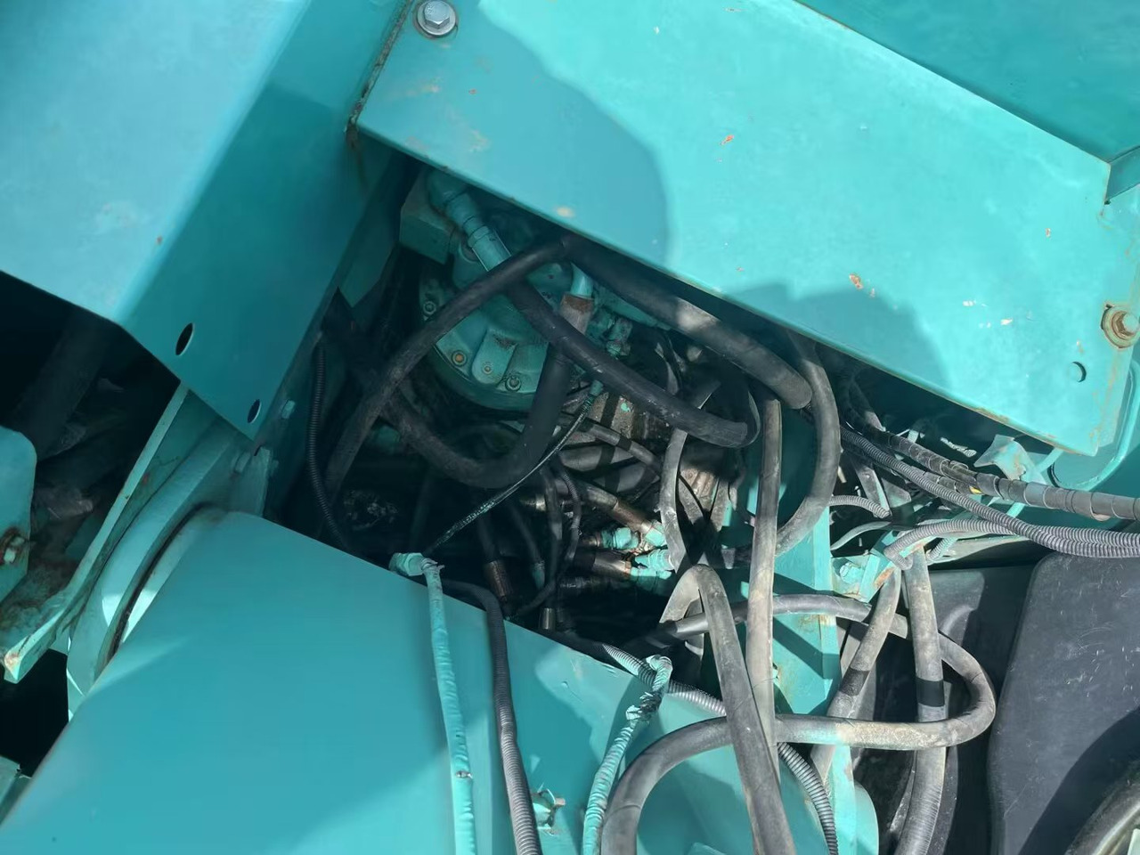 KOBELCO 135SR - Bager gusjeničar: slika KOBELCO 135SR - Bager gusjeničar KOBELCO 135SR - Bager gusjeničar: slika KOBELCO 135SR - Bager gusjeničar