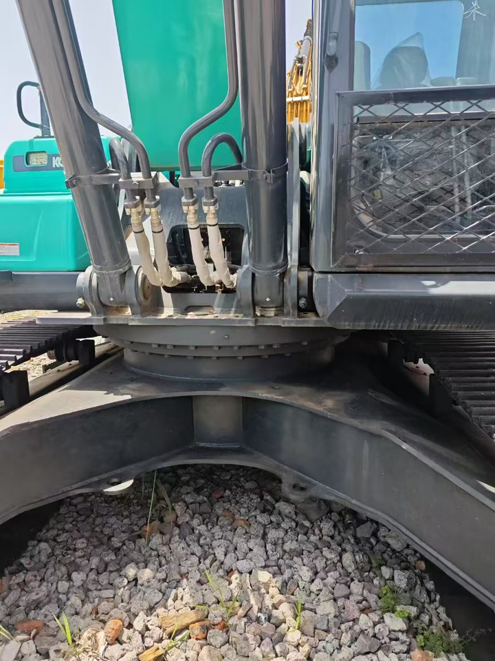 KOBELCO SK350D - Bager gusjeničar: slika KOBELCO SK350D - Bager gusjeničar KOBELCO SK350D - Bager gusjeničar: slika KOBELCO SK350D - Bager gusjeničar