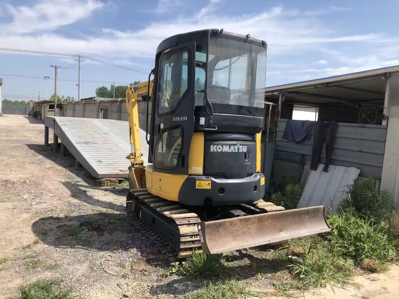 KOMATSU pc30MR - Mini bager: slika KOMATSU pc30MR - Mini bager KOMATSU pc30MR - Mini bager: slika KOMATSU pc30MR - Mini bager