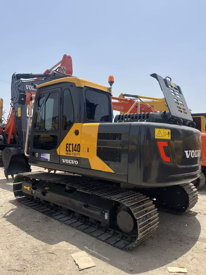 Zakup VOLVO EC140 VOLVO EC140: slika Zakup VOLVO EC140 VOLVO EC140