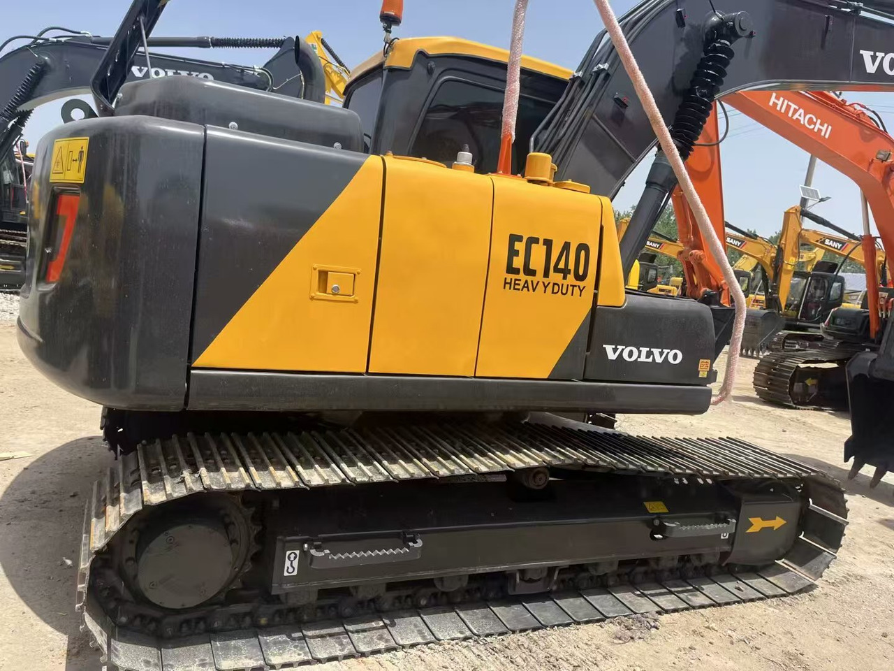 Zakup VOLVO EC140 VOLVO EC140: slika Zakup VOLVO EC140 VOLVO EC140