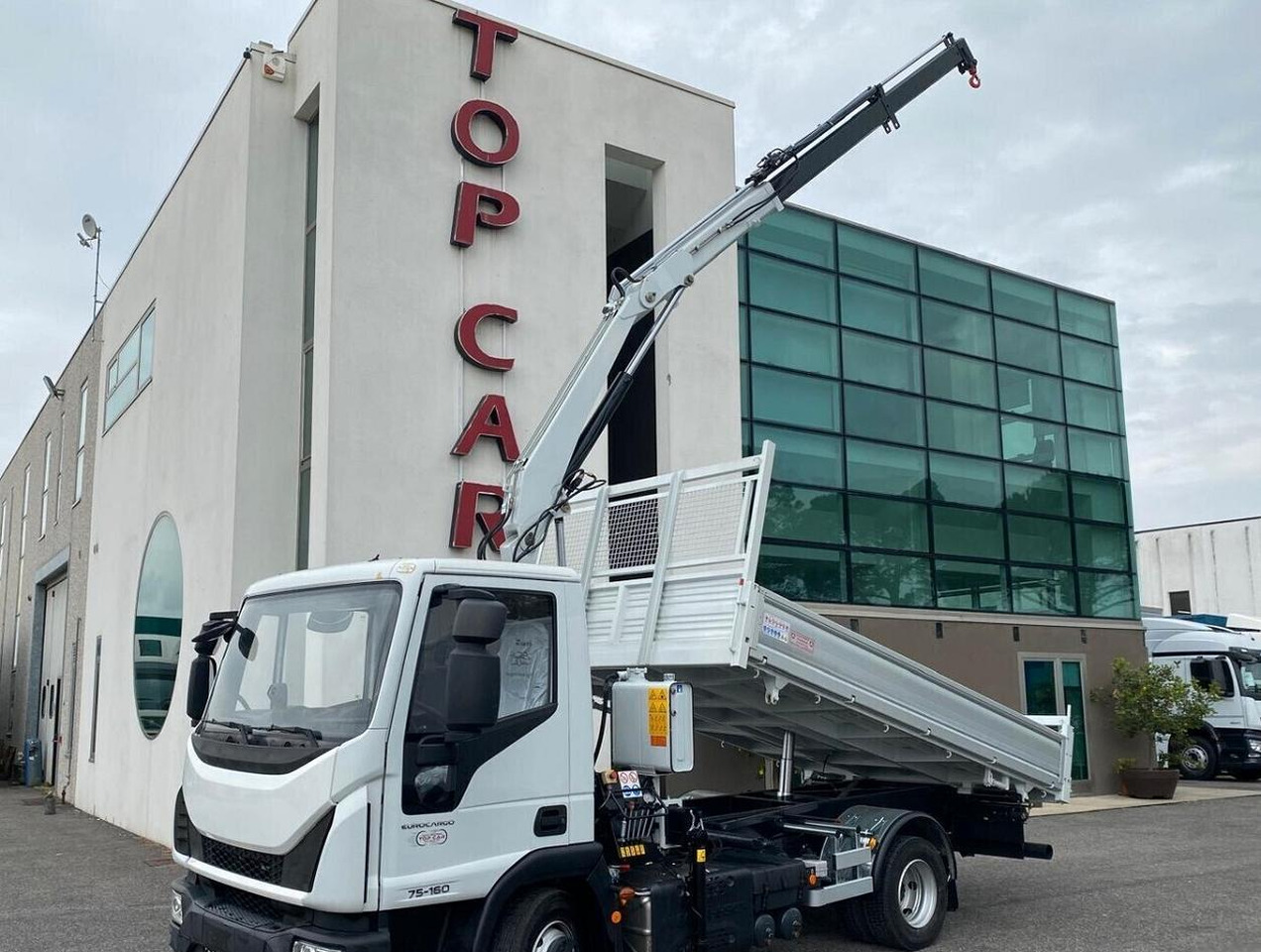IVECO EUROCARGO 75E16 2019 RIBALTABILE E GRU - Kiper, Kamion s kranom: slika IVECO EUROCARGO 75E16 2019 RIBALTABILE E GRU - Kiper, Kamion s kranom IVECO EUROCARGO 75E16 2019 RIBALTABILE E GRU - Kiper, Kamion s kranom: slika IVECO EUROCARGO 75E16 2019 RIBALTABILE E GRU - Kiper, Kamion s kranom