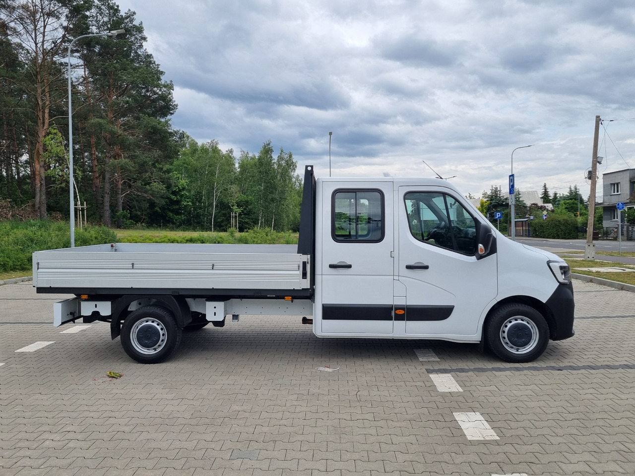 RENAULT Master - Dostavno vozilo s ravnom platformom: slika RENAULT Master - Dostavno vozilo s ravnom platformom RENAULT Master - Dostavno vozilo s ravnom platformom: slika RENAULT Master - Dostavno vozilo s ravnom platformom